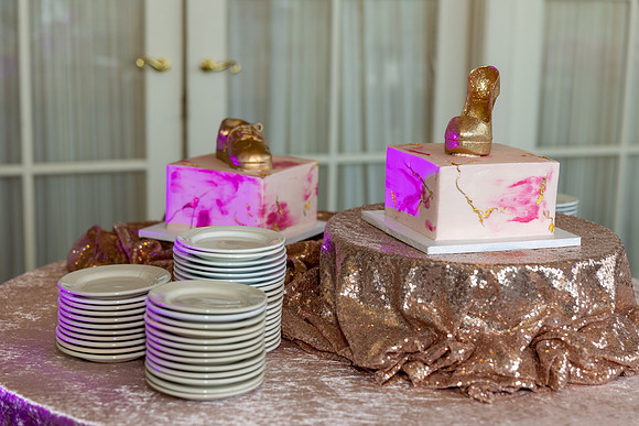 Decoration and specialty cake